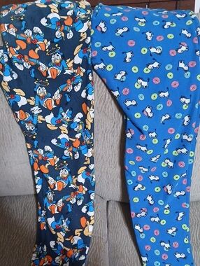 LuLaRoe 2 Pair Of Women Leggings TC